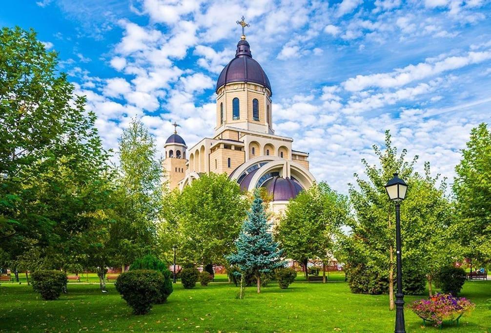 Ultracentral,Parcul Catedralei,Apartament 2 Camere Bacău Exteriér fotografie