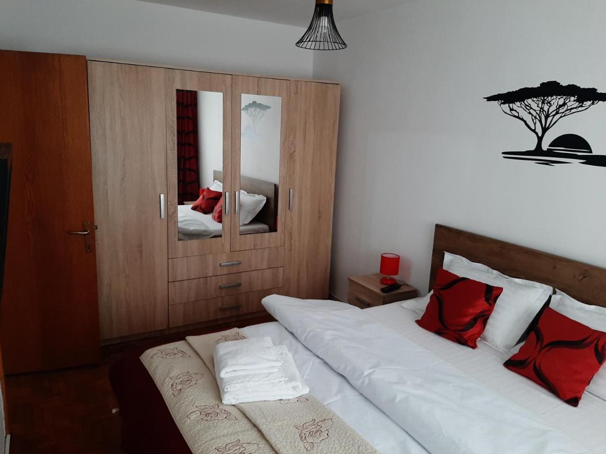 Ultracentral,Parcul Catedralei,Apartament 2 Camere Bacău Exteriér fotografie